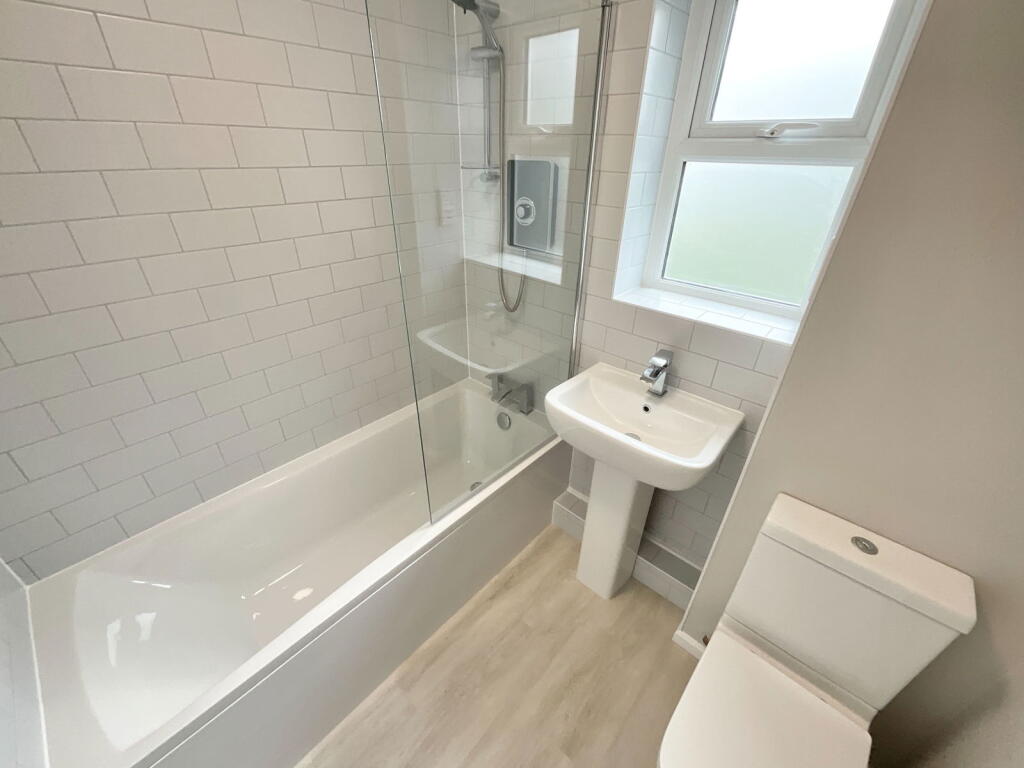 Additional image 7 of HALESOWEN, Barnswood Close