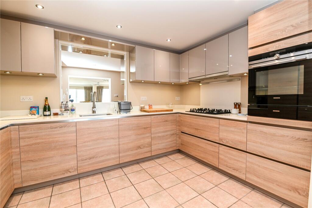 Additional image 3 of Barton Chase, First Marine Avenue, Barton on Sea, Hampshire, BH25