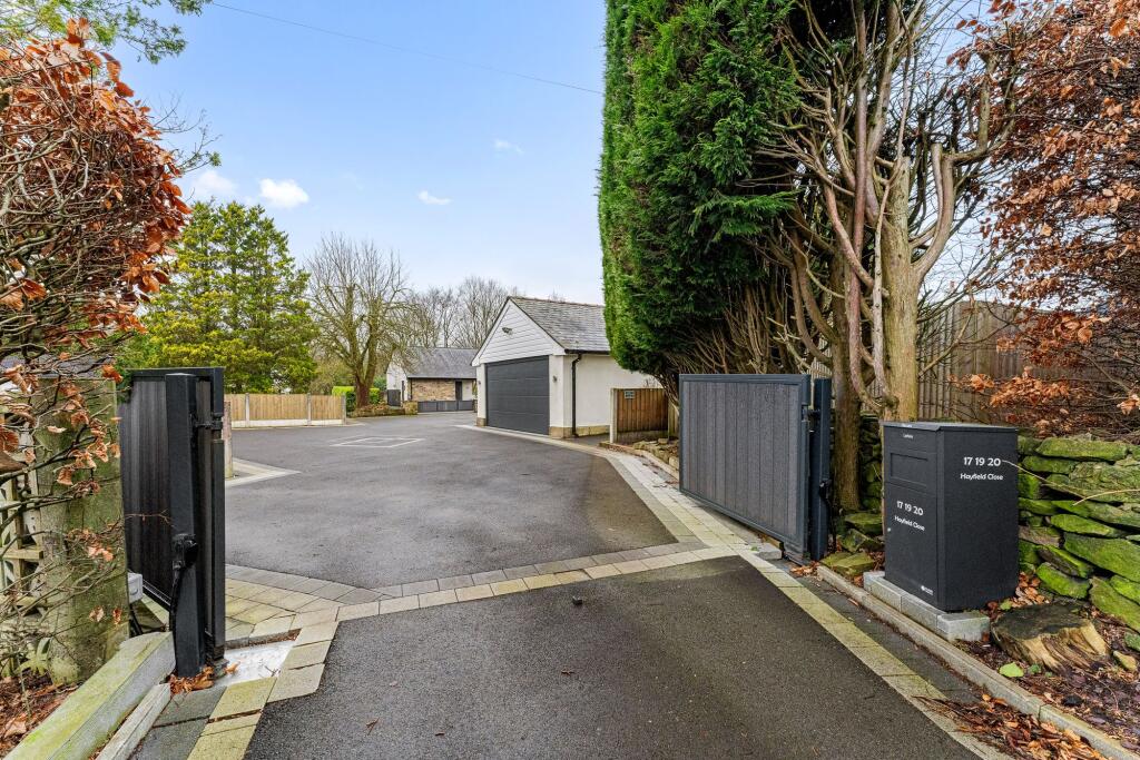 Additional image 52 of Hunt Fold House, Greenmount, BL8 4 - An Idyllic Setting for Family Life