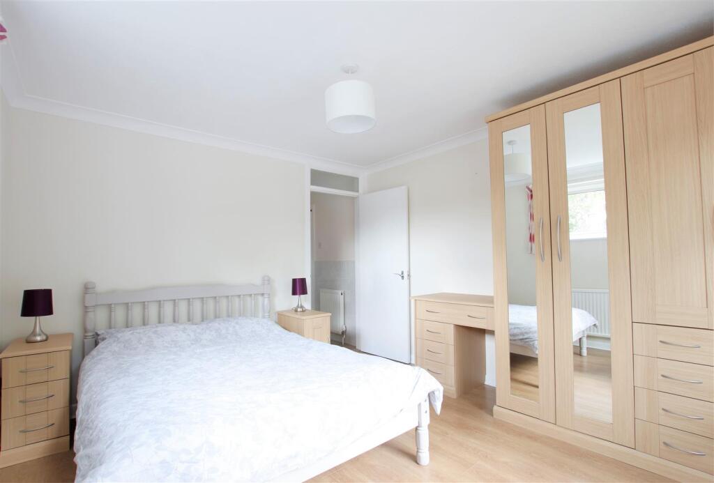 Additional image 8 of Allenview Road, Wimborne