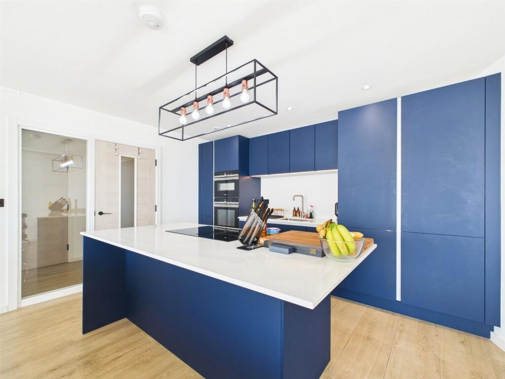 Additional image 7 of Southbourne Overcliff Drive, Bournemouth, BH6