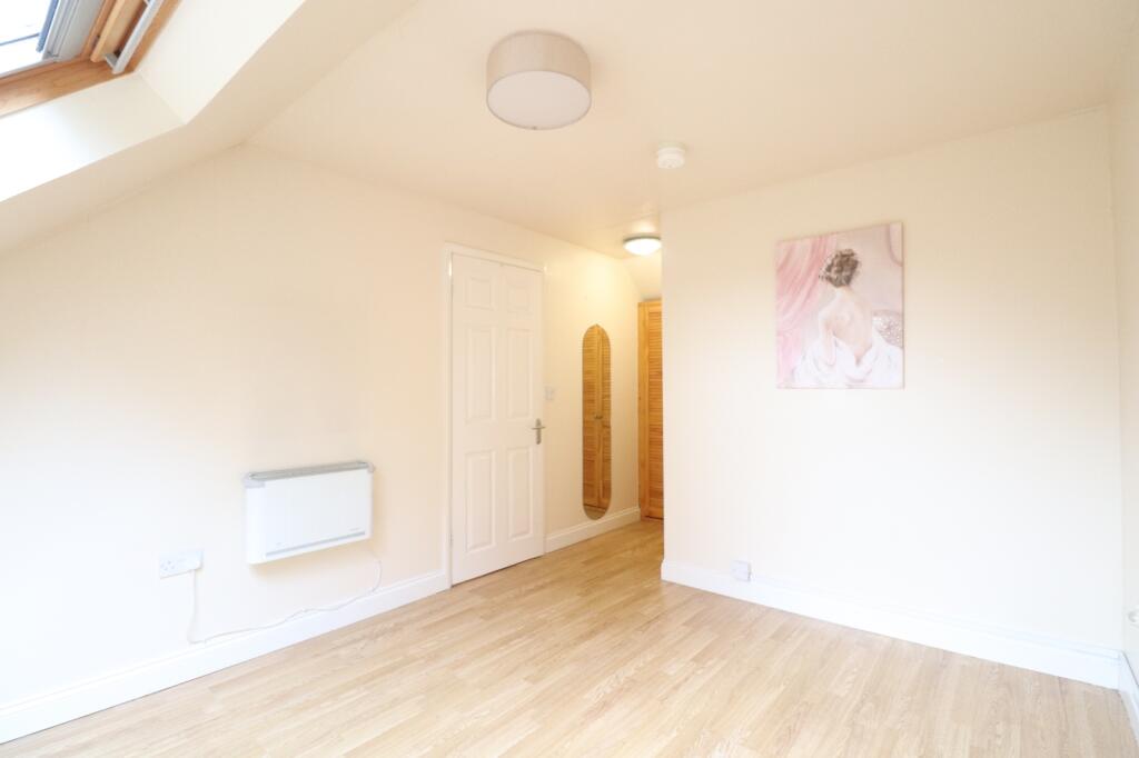 Additional image 7 of Sunny Bank Grove, Thornbury, Bradford, West Yorkshire, BD3