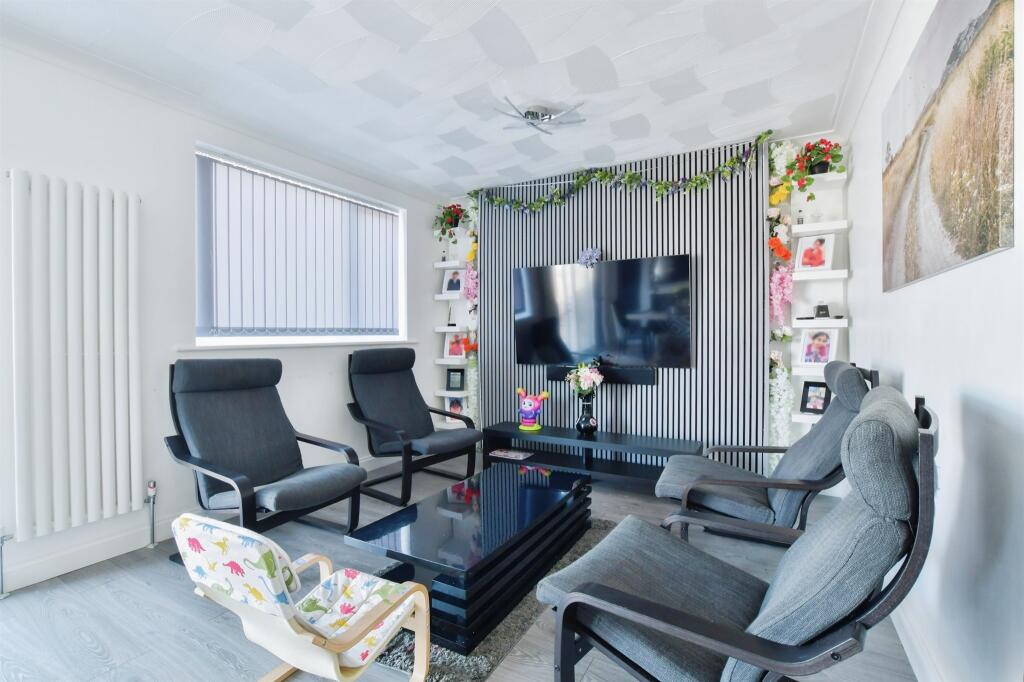 Additional image 5 of Leybourne Avenue, Bournemouth