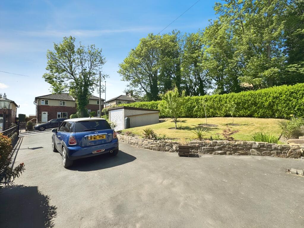 Additional image 4 of Waltroyd Road, Cleckheaton, BD19