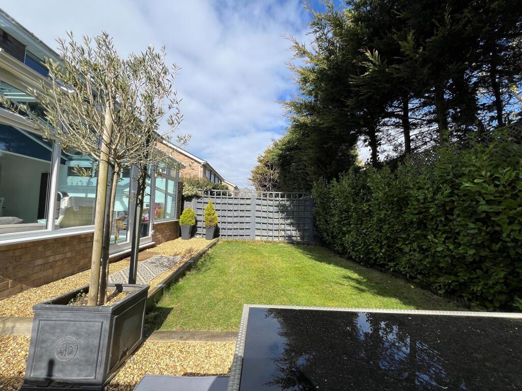 Additional image 13 of White Knights, Barton On Sea, New Milton, Hampshire. BH25 7HA