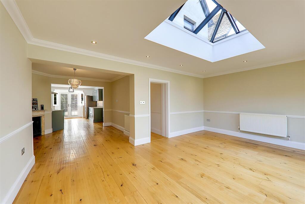 Additional image 10 of Grand Avenue, Worthing