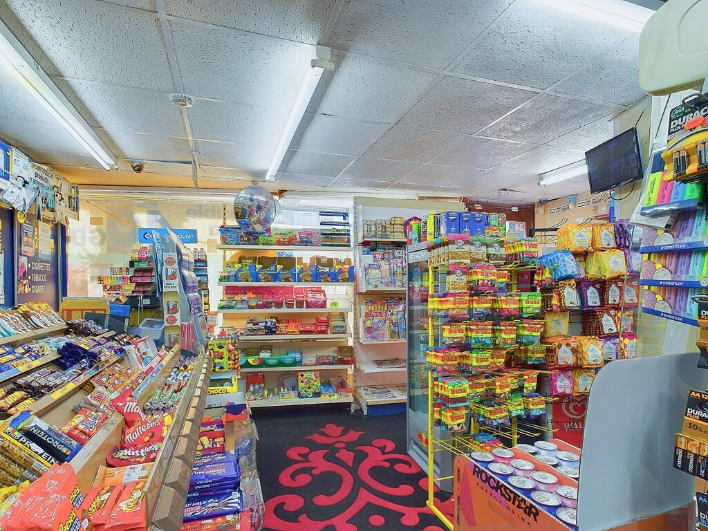 Additional image 3 of 34-36 Crabtree Lane, Lancing, West Sussex, BN15 9PQ