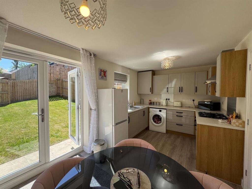 Additional image 4 of Greenway, Cleckheaton