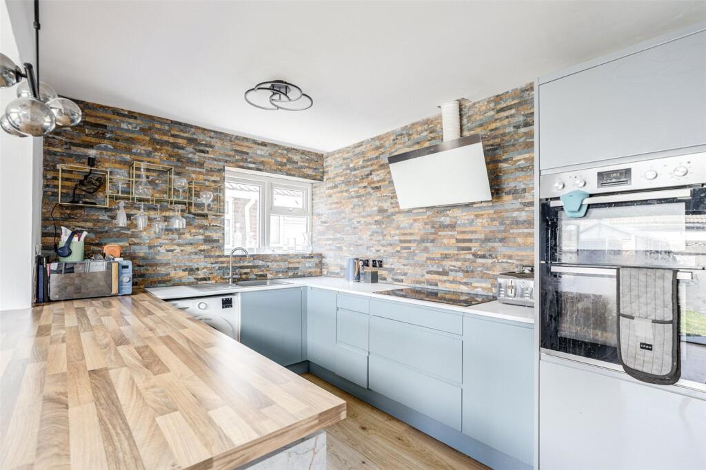 Additional image 15 of Benedict Drive, Worthing, West Sussex, BN11