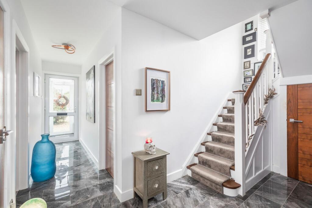 Additional image 16 of Castledene Crescent, Whitecliff, Poole BH14 8DP