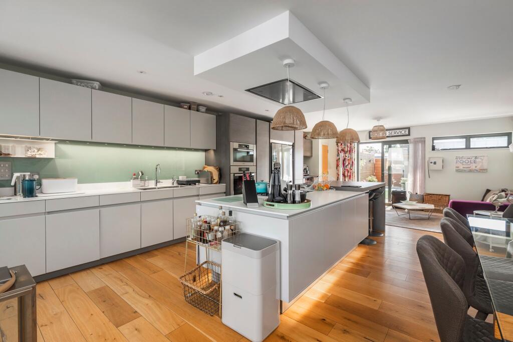 Additional image 10 of Rhode House, The Horseshoe, Sandbanks, Poole, BH13 7RW