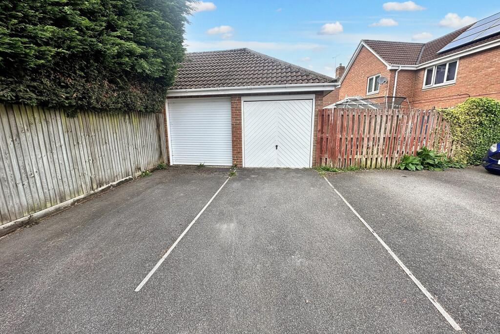 Additional image 8 of Verwood
