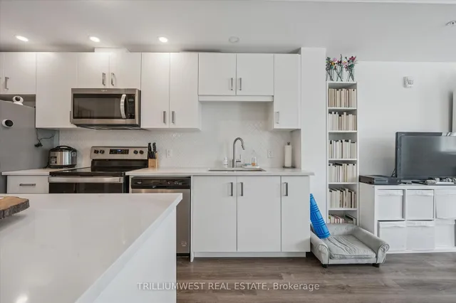 Additional image 13 of 108 Garment St Unit 213