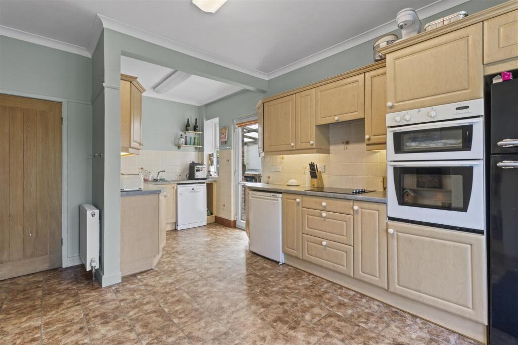 Additional image 17 of Brassey Avenue, Eastbourne