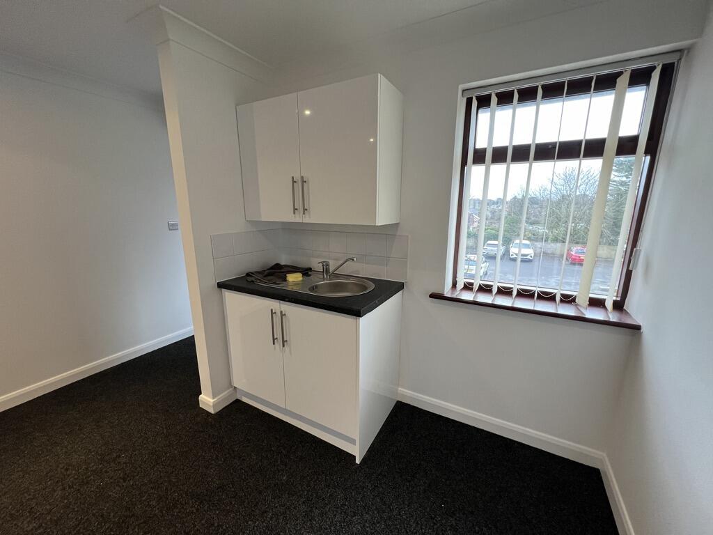 Additional image 5 of Unit 8, The Parade, 147 Wareham Road, Corfe Mullen, Wimborne, Dorset, BH21 3LA