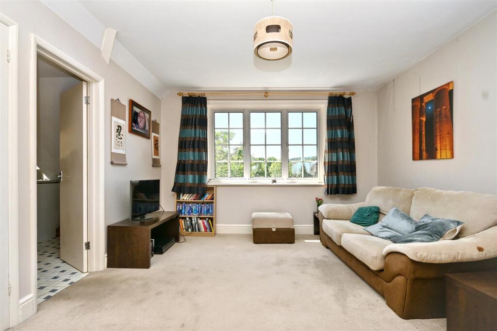 Additional image 6 of South Cliff Avenue, Eastbourne