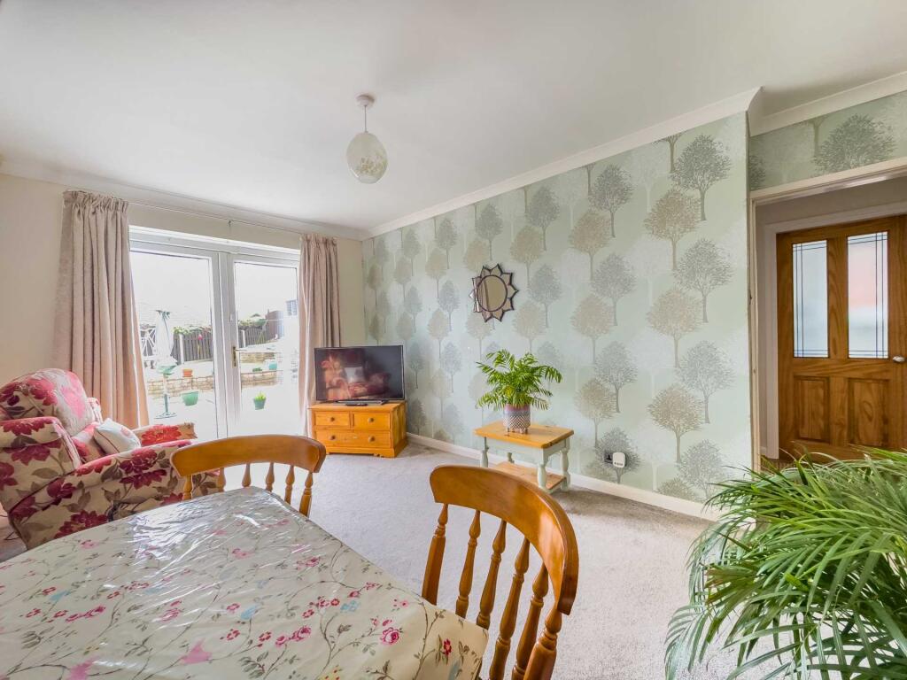 Additional image 8 of Craven Drive, Gomersal