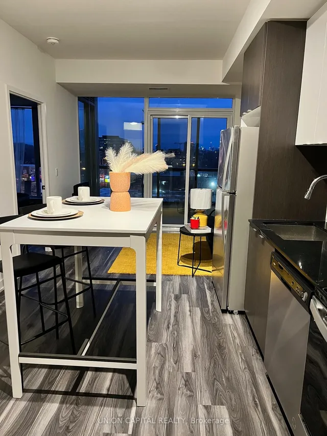 Additional image 5 of 859 The Queensway Unit 425