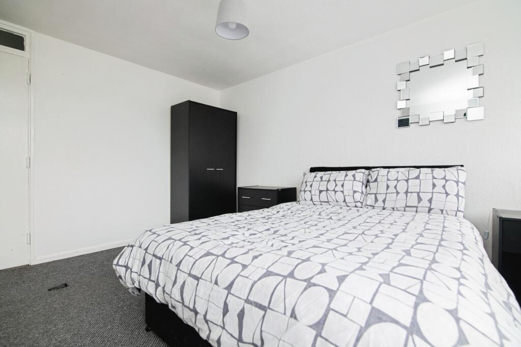 Additional image 10 of Saladin Avenue, Oldbury, B69