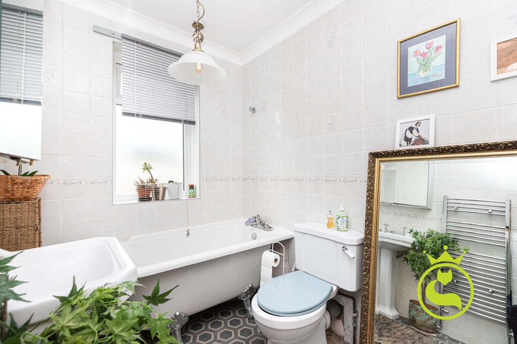 Additional image 3 of Guest Avenue, Poole, BH12