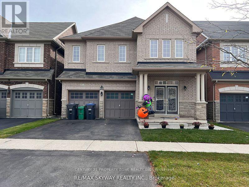 Property image for 42 ARROWSTONE COURT|Brampton (Sandringham-Wellington), Ontario L6R0V5