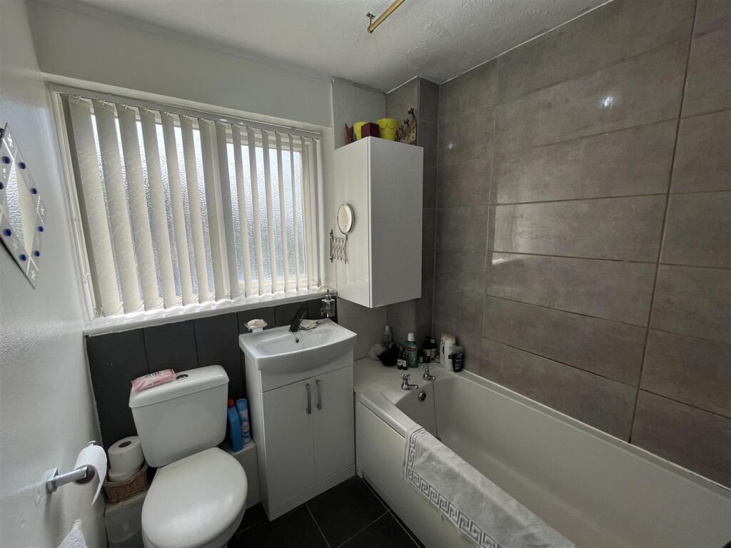 Additional image 18 of Bourbon Close, Bradford