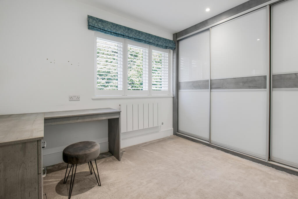 Additional image 16 of Egmont Drive, Ringwood, Dorset, BH24