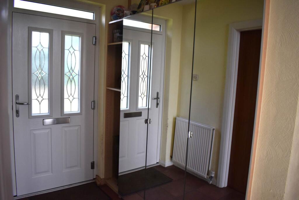 Additional image 4 of 4 or 5 Bedrooms - Riding Gate, Harwood