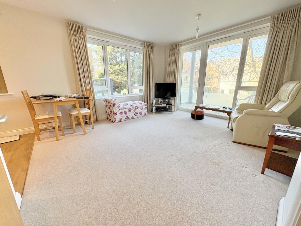 Additional image 19 of 47 Parkstone Road, Poole, BH15