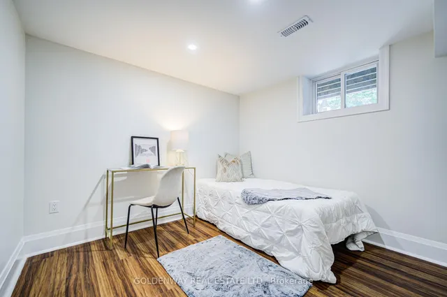 Additional image 37 of 165 Fifth St