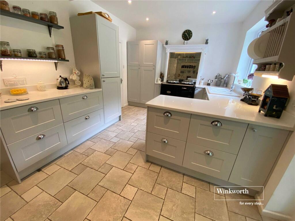 Additional image 7 of Shelley Close, Highcliffe, Dorset, BH23