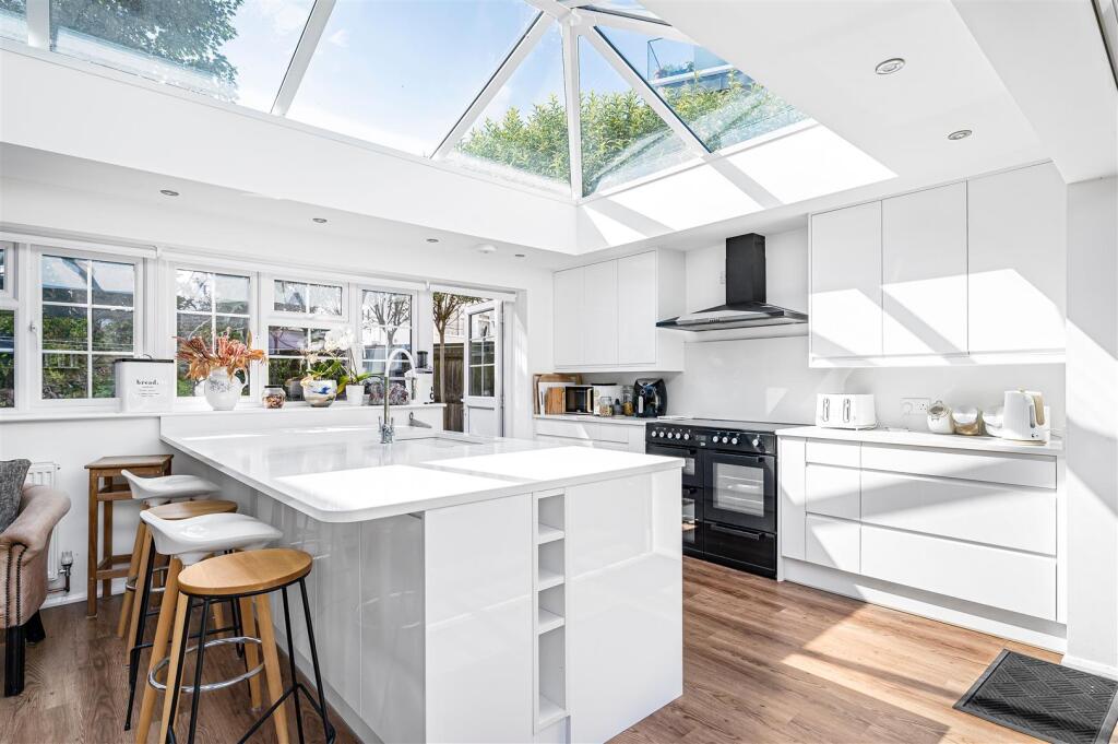 Additional image 4 of Bydown, Seaford