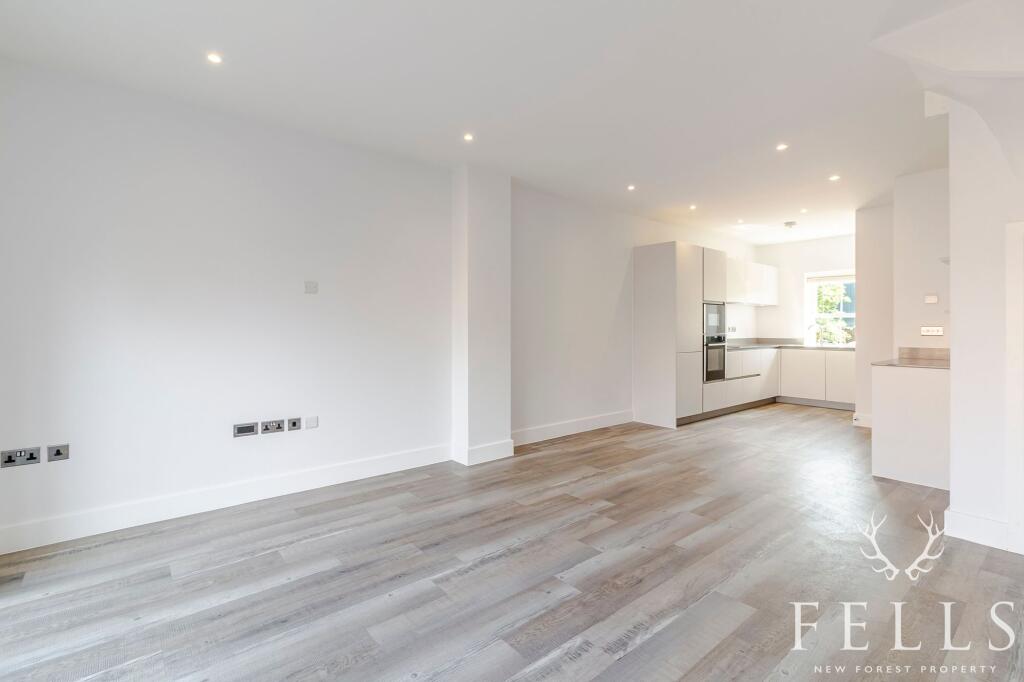 Additional image 4 of Christchurch Road, Ringwood, BH24