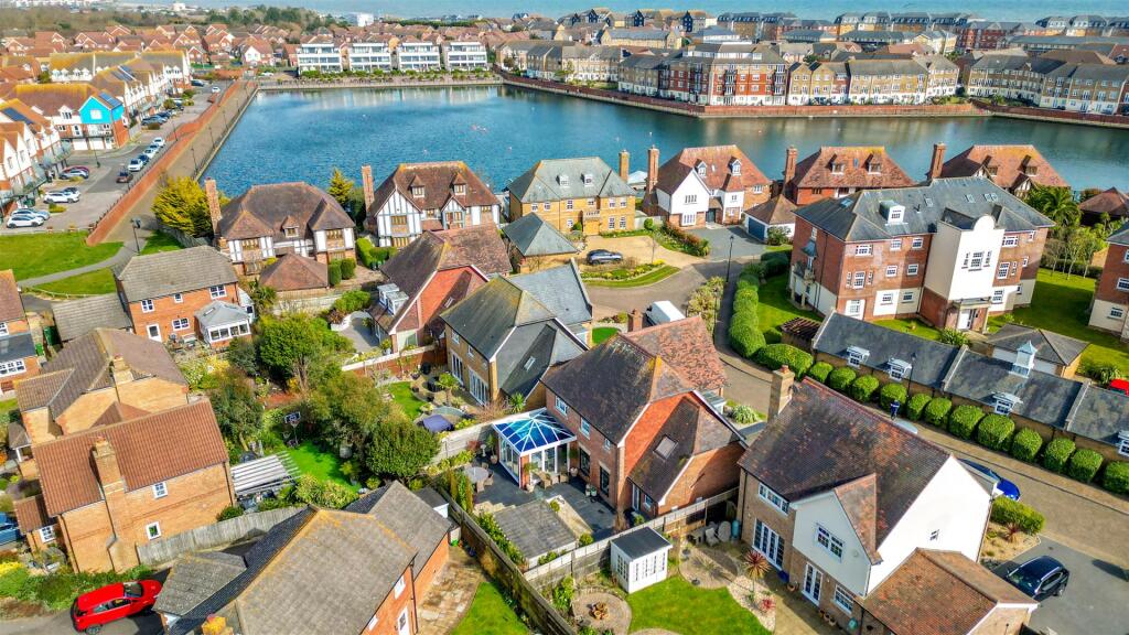 Additional image 4 of Auckland Quay, Eastbourne