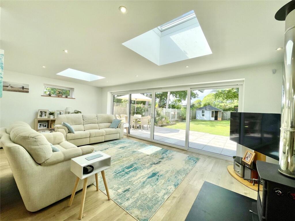 Additional image 9 of Shepherd Close, Highcliffe On Sea, Christchurch, Dorset, BH23