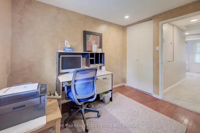 Additional image 23 of 65 Selkirk Dr