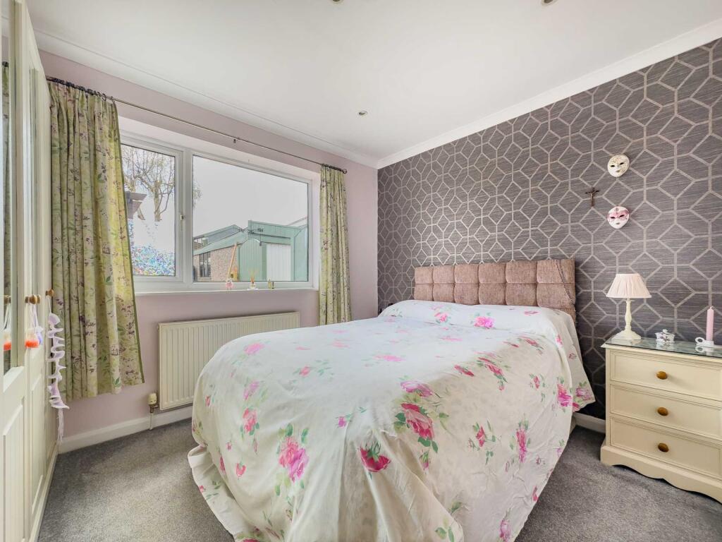 Additional image 11 of Craven Drive, Gomersal