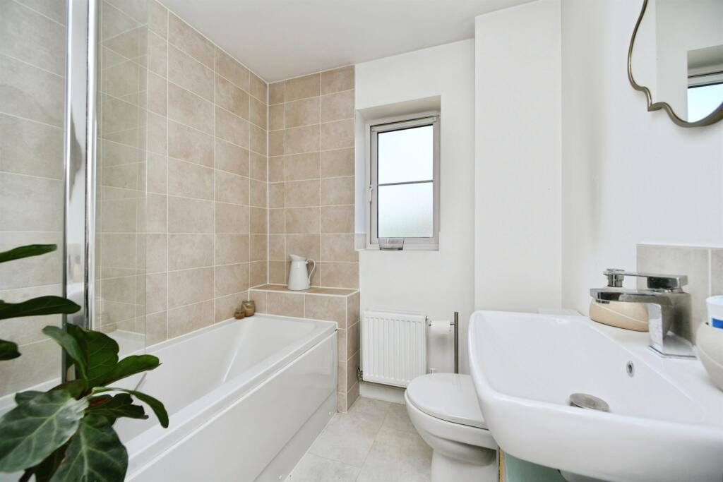 Additional image 14 of Robin Lane, Peacehaven