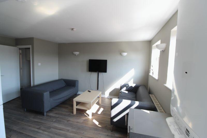 Additional image 3 of 4-bedroom student property