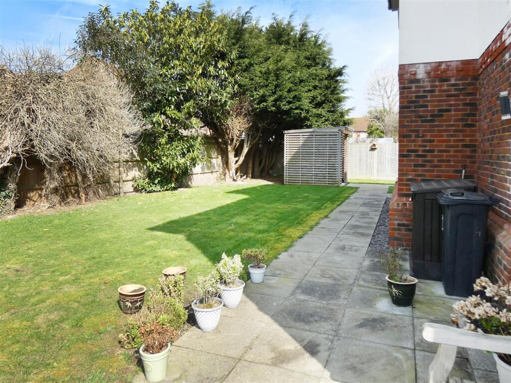 Additional image 15 of Woodlands Avenue, Rustington