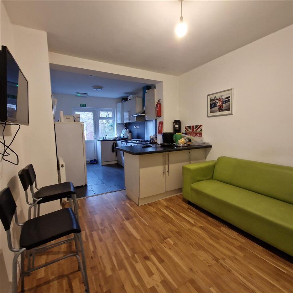 Additional image 7 of Houseshare, Old Lode Lane, Solihull