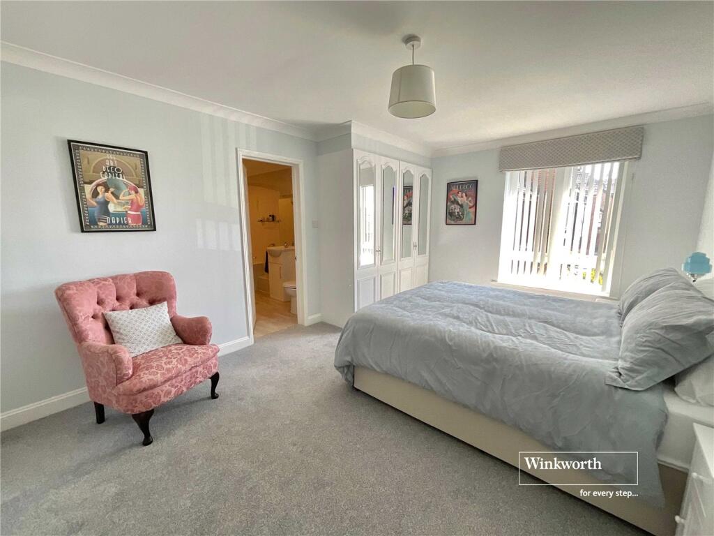 Additional image 7 of Barton Court Avenue, Barton on Sea, New Milton, Hampshire, BH25