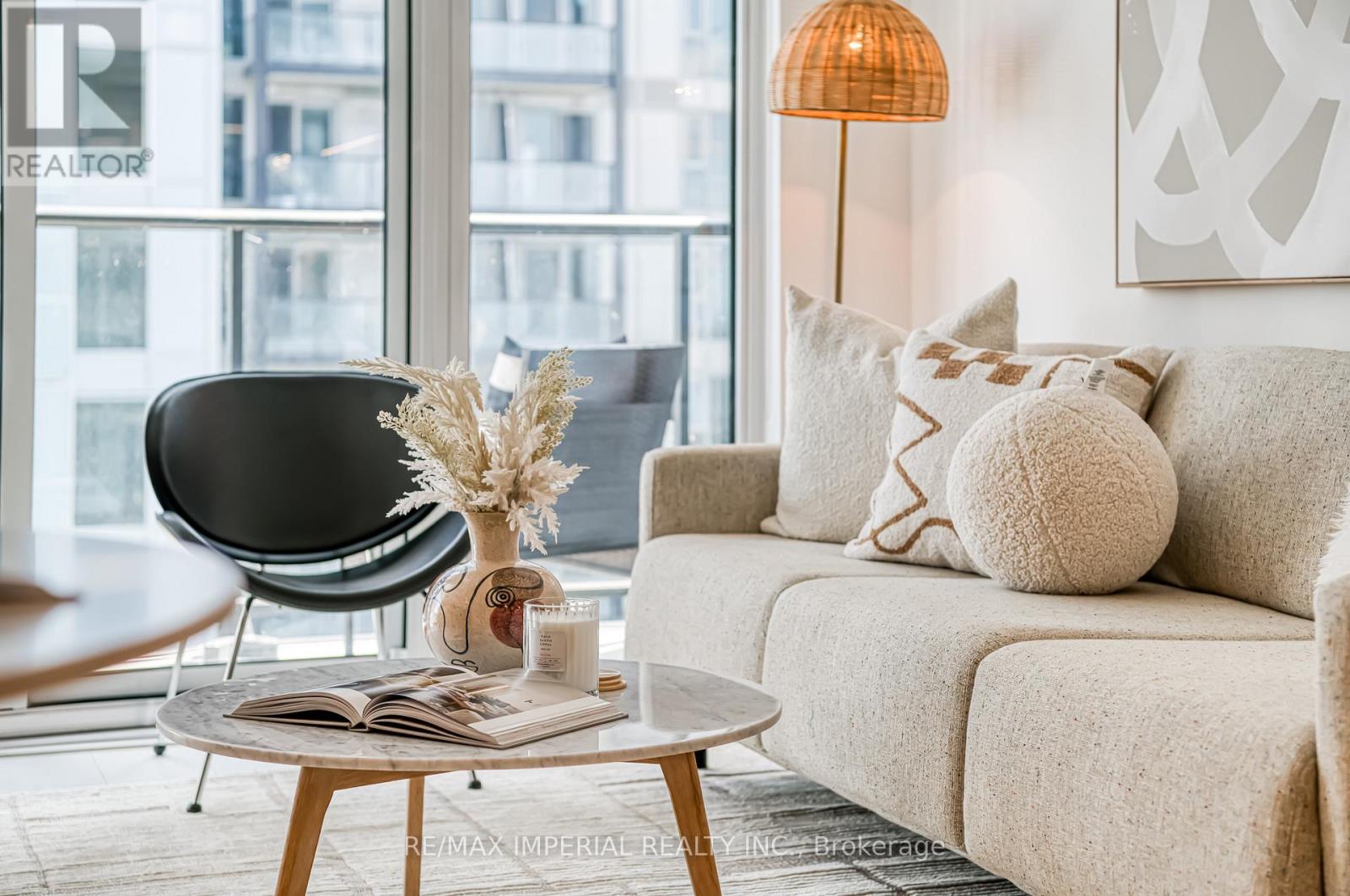 3202 - 19 WESTERN BATTERY ROAD|Toronto (Niagara), Ontario M6K0E3