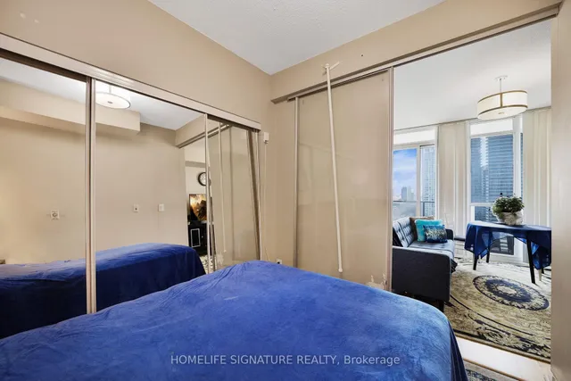 Additional image 16 of 55 Bremner Blvd Unit 1506