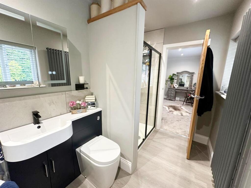 Additional image 21 of Ladymead, Glenlyon Avenue, Keighley