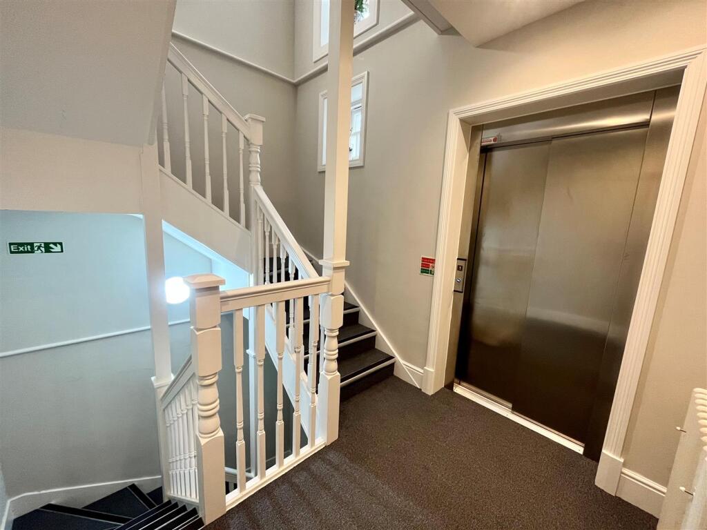 Additional image 8 of Stapehill Abbey, Wimborne Road West, Wimborne