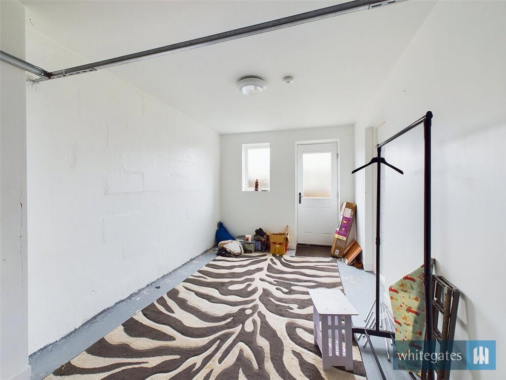 Additional image 15 of Lady Royd Close, Bradford, West Yorkshire, BD8