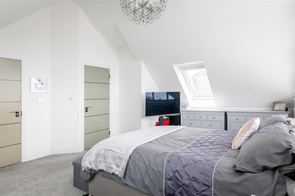 Additional image 18 of Rodmell Avenue, Saltdean