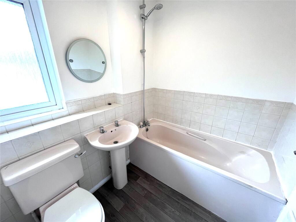 Additional image 8 of Victoria Gardens, Ringwood, Hampshire, BH24