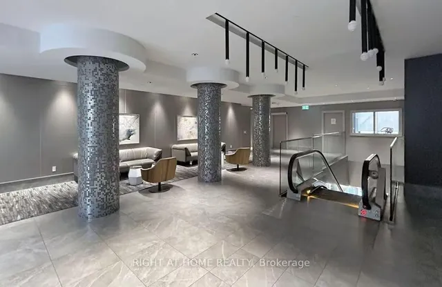 Additional image 10 of 50 Wellesley St Unit 305